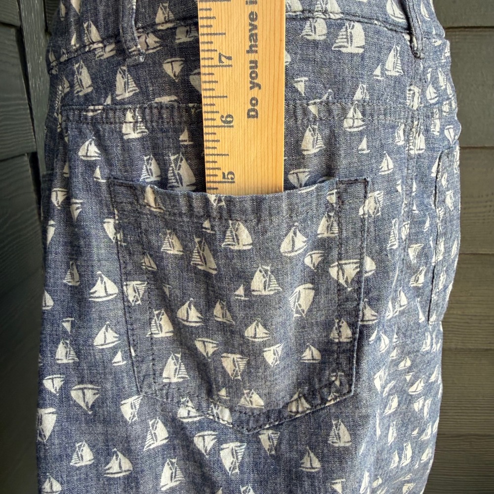 Croft & Barrow Sailboat Print Chambray Skirt Cotton Stretch Size 4 Coastal - Picture 10 of 12